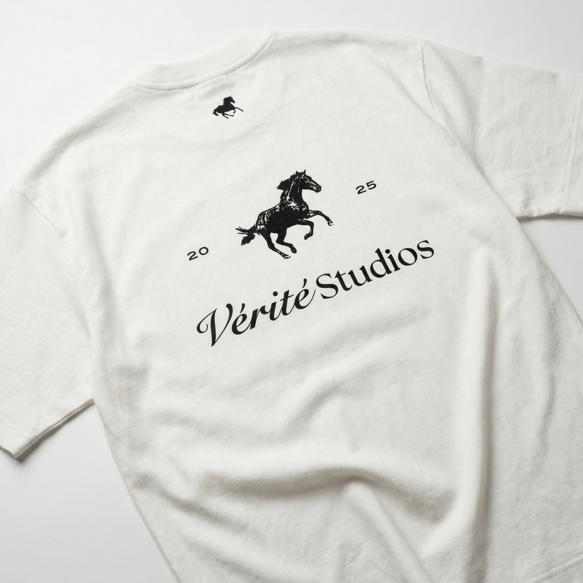 Playera Oversized Vérité Studios